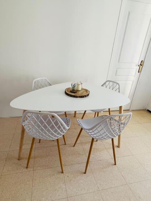 Logement A 10 Minutes A Pied De La Gare Centre 아비뇽 외부 사진