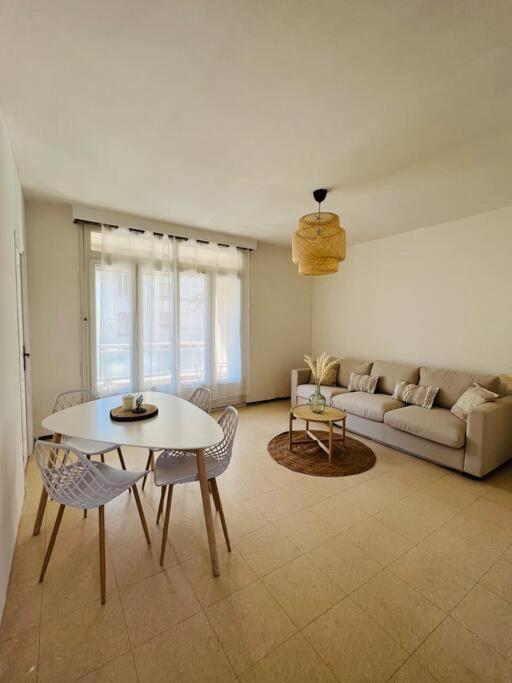 Logement A 10 Minutes A Pied De La Gare Centre 아비뇽 외부 사진