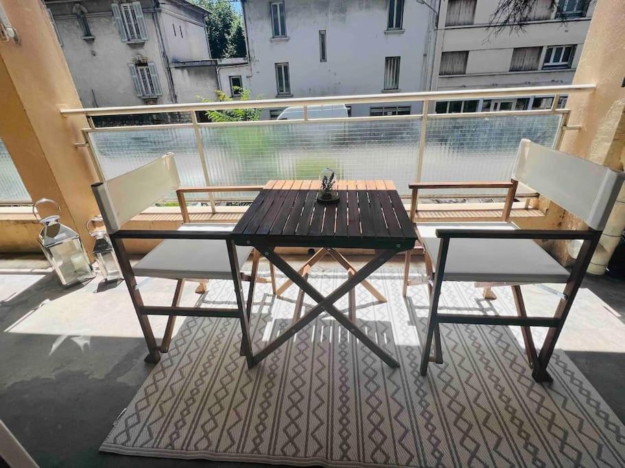 Logement A 10 Minutes A Pied De La Gare Centre 아비뇽 외부 사진